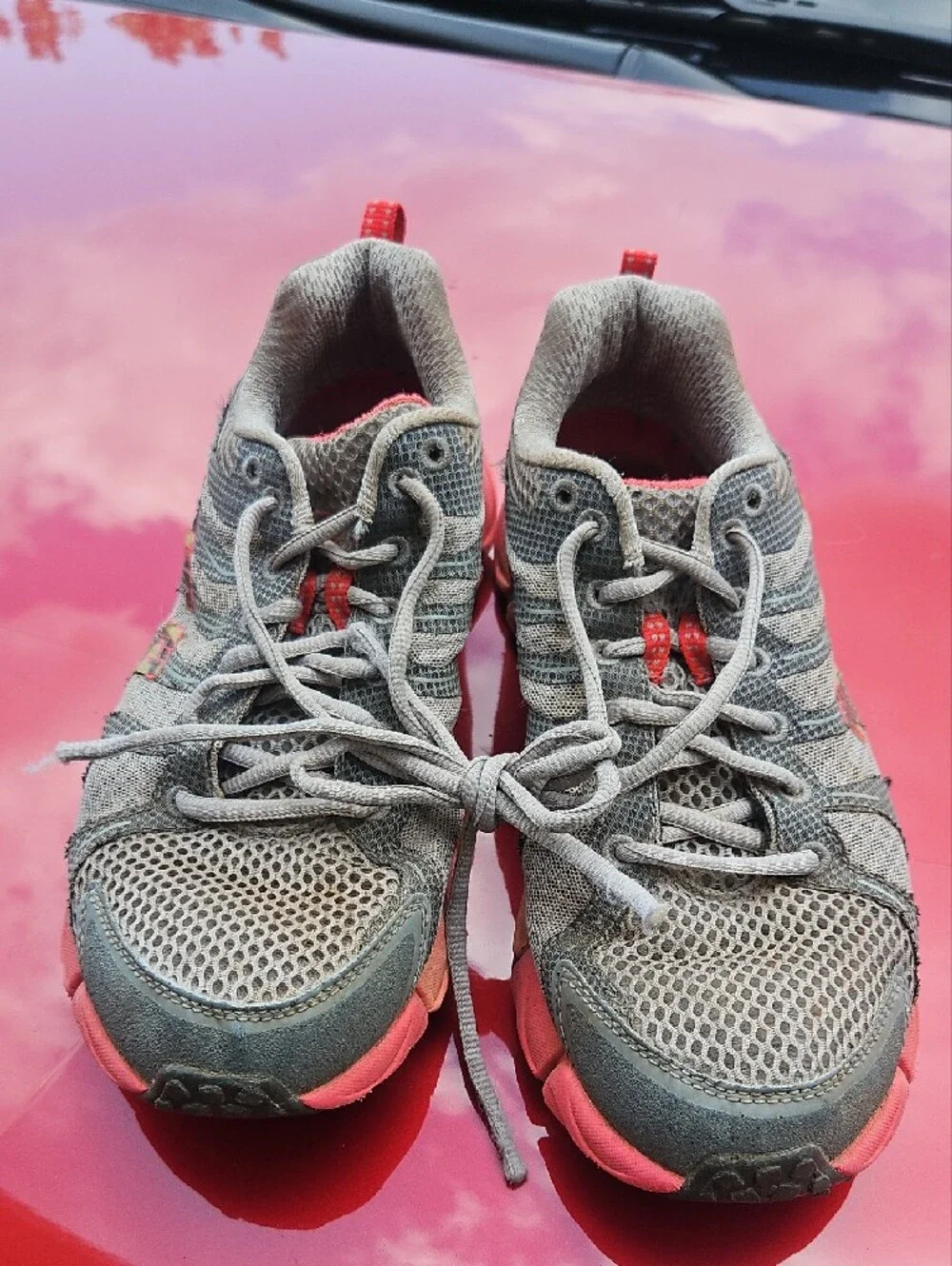 Women Size 9 Grey and Red Athletic Sneakers Running
